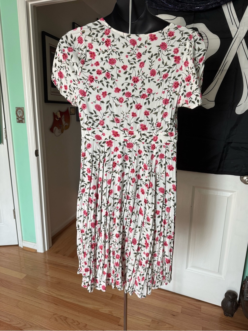 Torrid Flowered Dress - Picture 4 of 4